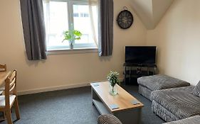 2 Bedroom Flat In Stornoway Town Centre