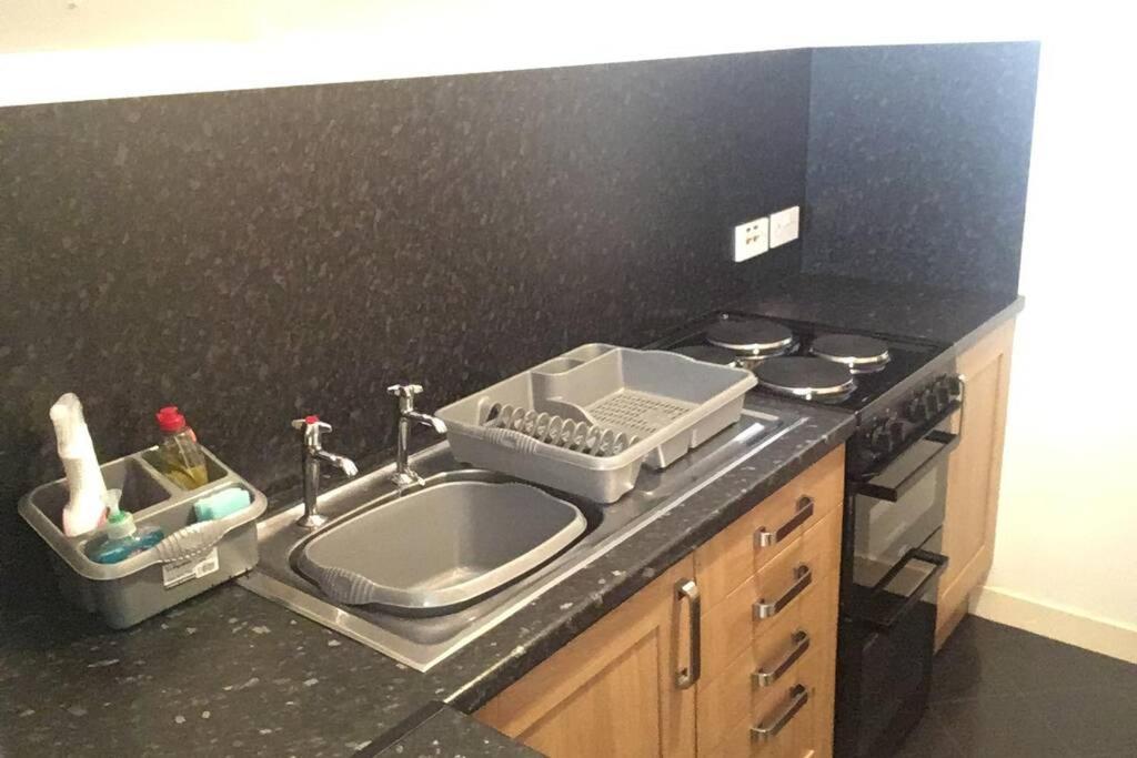 2 Bedroom Flat In Stornoway Town Centre Exterior photo